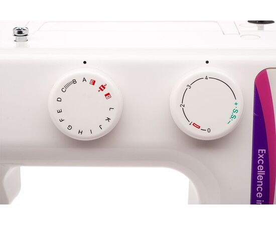  Швейная машина Comfort 24 белый 