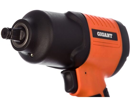  Ударный пневмогайковерт Gigant PW 720 + набор головок 